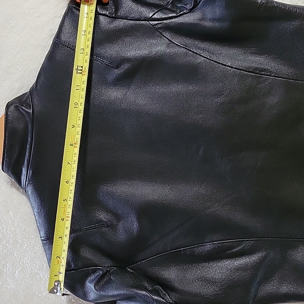 VINTAGE GENUINE LEATHER JACKET - Picture 10 of 16